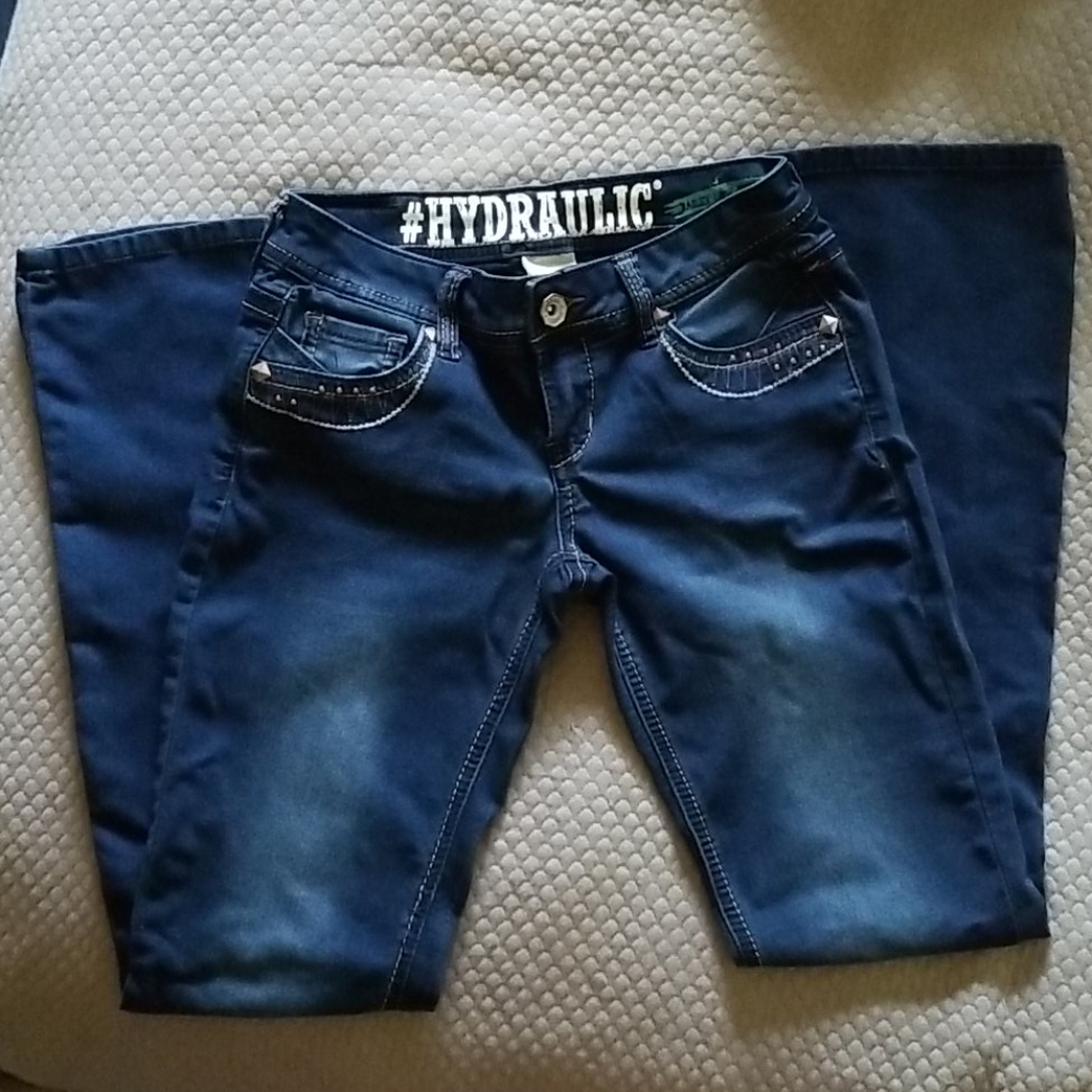 Hydraulic stretch jeans